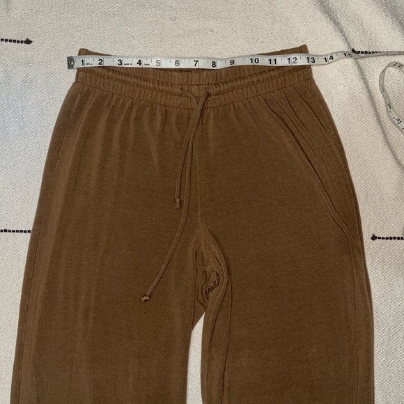 Aritzia Wilfred Free Lounge Pants (color: rustical brown) - Picture 3 of 8